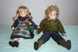 2 Wunderschöne alte Sammlerpuppen (42cm)  „Siehe Bilder“.