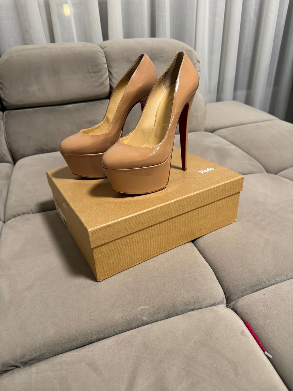 Christian Louboutin Damenschuhe: Christian Louboutin Victoria – Gebraucht aus Oberrohrdorf von Grenata