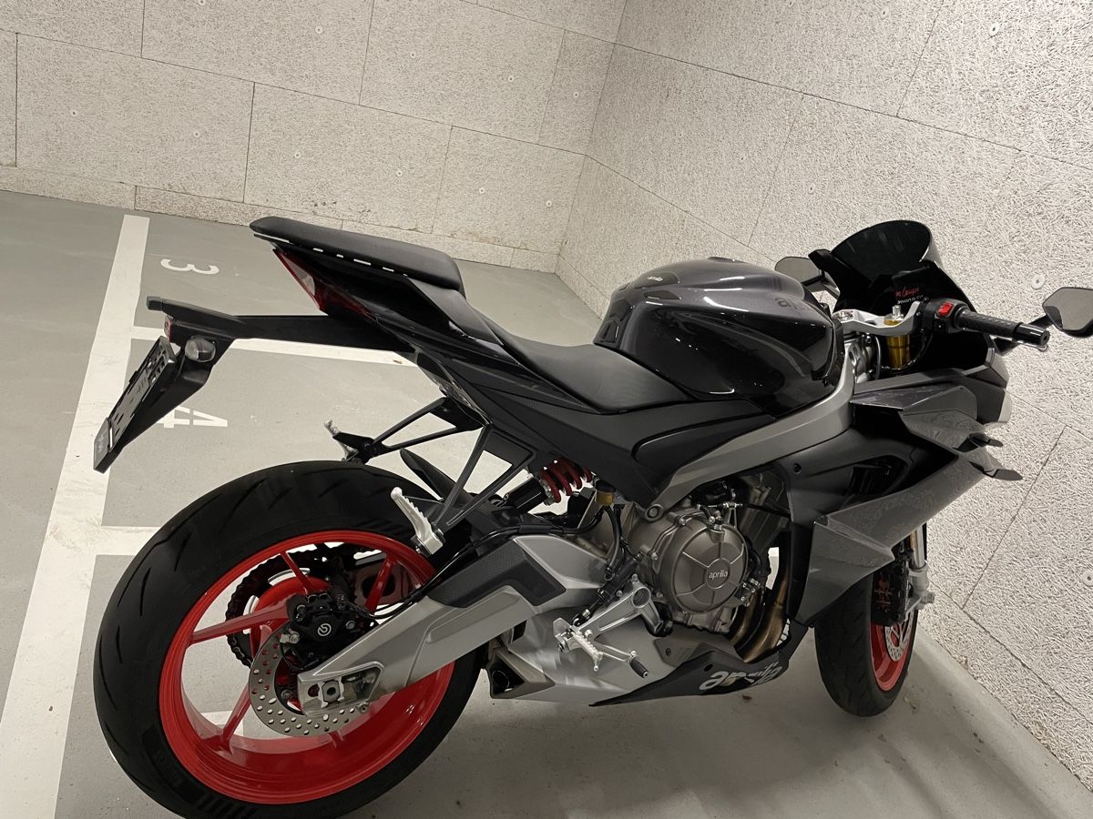 Aprilia Strada: Aprilia RS660 2025 70kW – Usato da Altdorf UR venduto da commodo 2