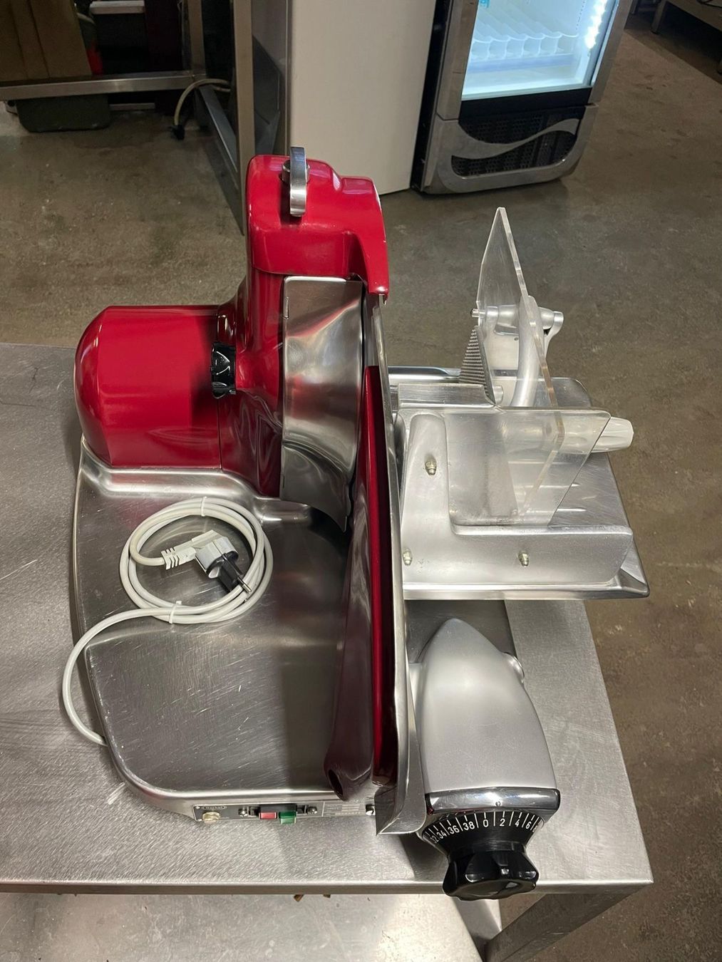 Elettrodomestici da cucina: Berkel 834S Aufschnittmaschine – Usato da Rupperswil venduto da pimi88