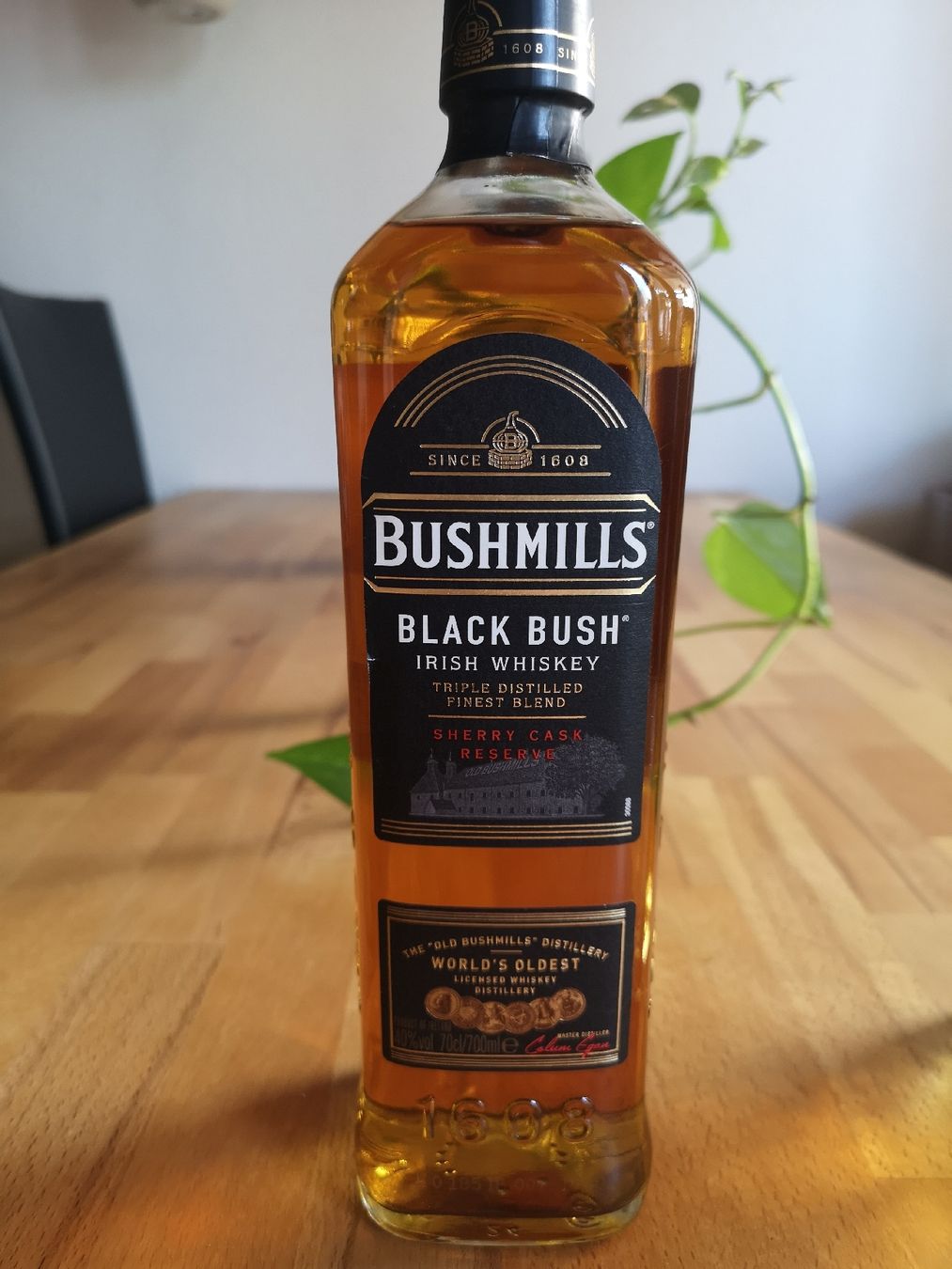 Spirituosen: Bushmills Irish Whiskey, 3 Flaschen – Neu und originalverpackt aus Waltenschwil von Andy.Z01 2