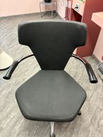 Coiffeur- Frisierstuhl höhenverstellbar