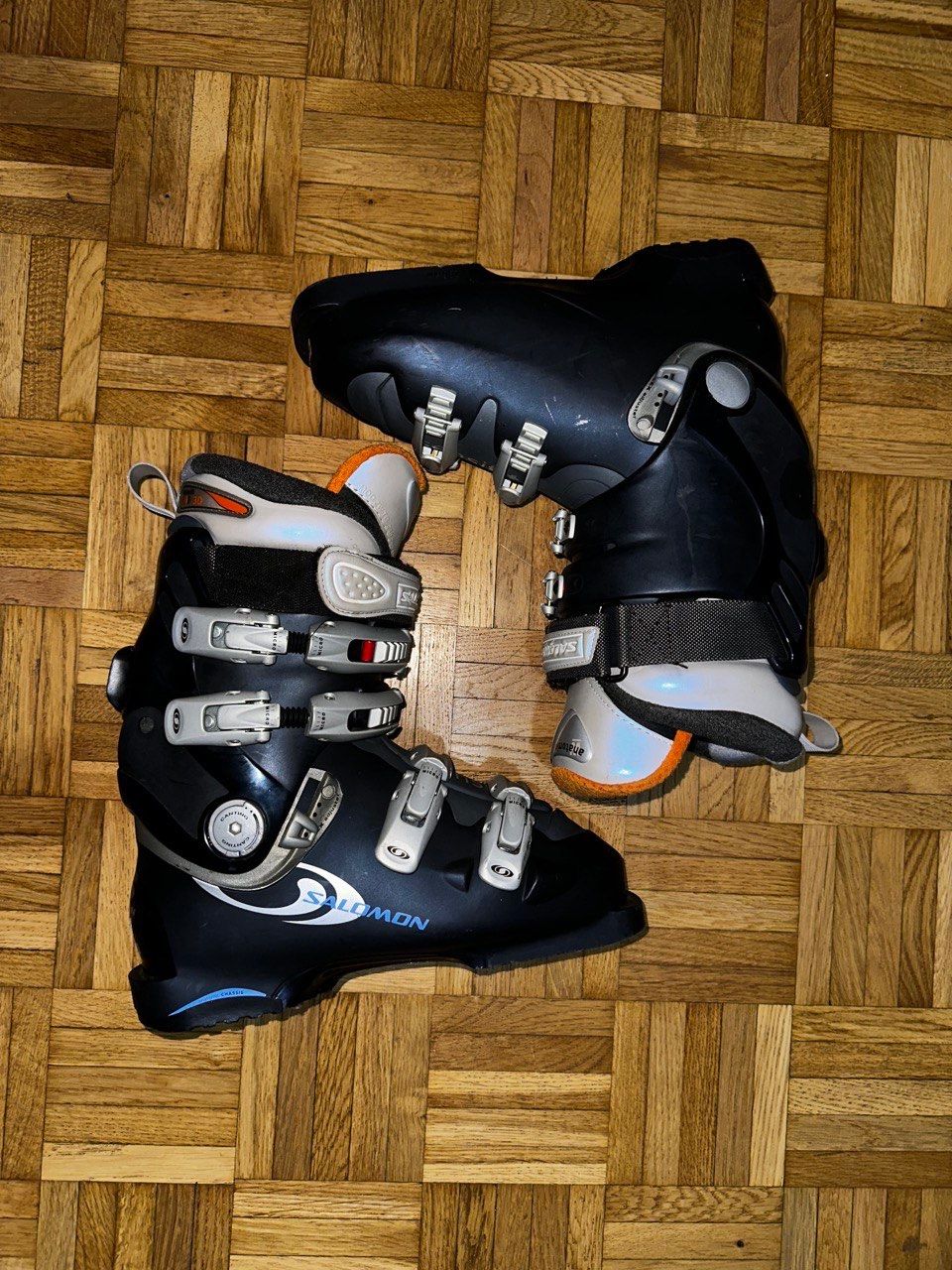 Skischuhe SALOMON EVOLUTION 9.0 Gr.39 Kaufen auf Ricardo