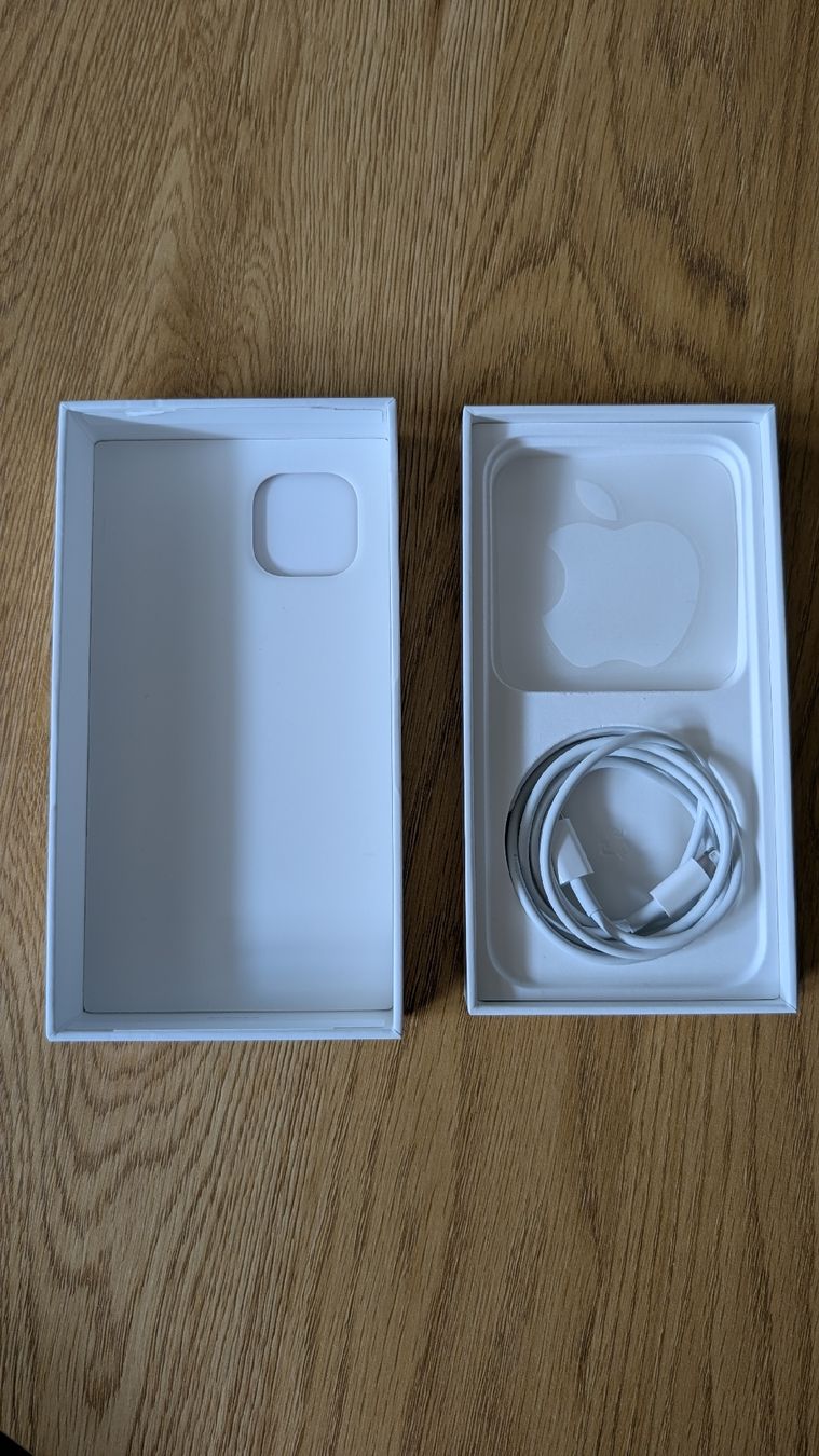 Apple Handys / Smartphones: iPhone 13, midnight schwarz, 256GB – Gebraucht aus Zürich von Baschtii 5