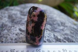 Rhodonite    Figur    75mm x 45mm