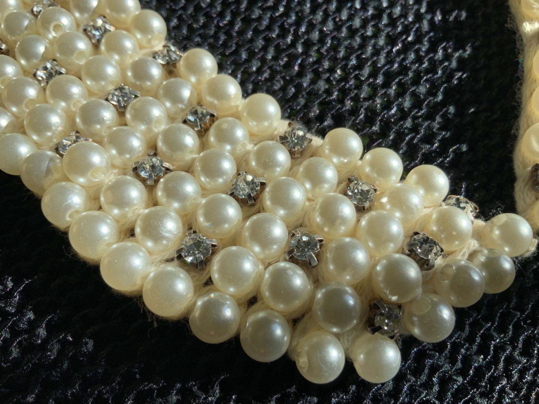 Ketten: Modeschmuck: Perlenhalskette mit Glaskristallen, Handarbeit – Gebraucht aus Zürich von ancillaschmidhauser 2