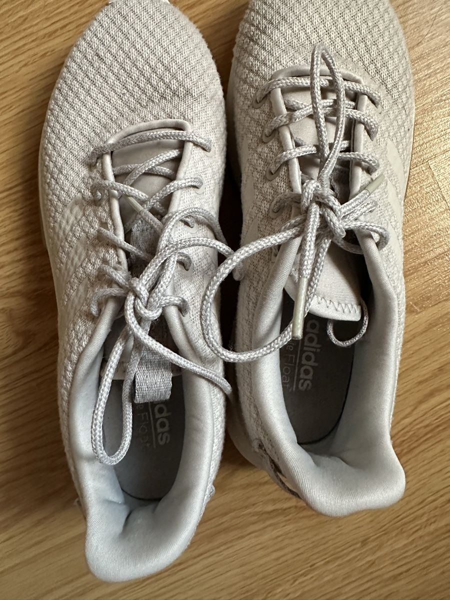 Adidas Scarpe da donna: Adidas Sneaker Gr. 38 2/3 oder 5.5 – Usato da Münsingen venduto da Secondhand89 2