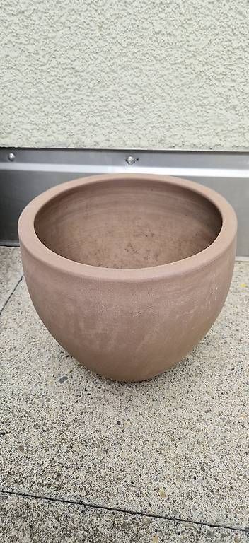 Pots de fleurs: Pflanzentopf aus Ton  – D'occasion à Wohlen AG par ste_w55b