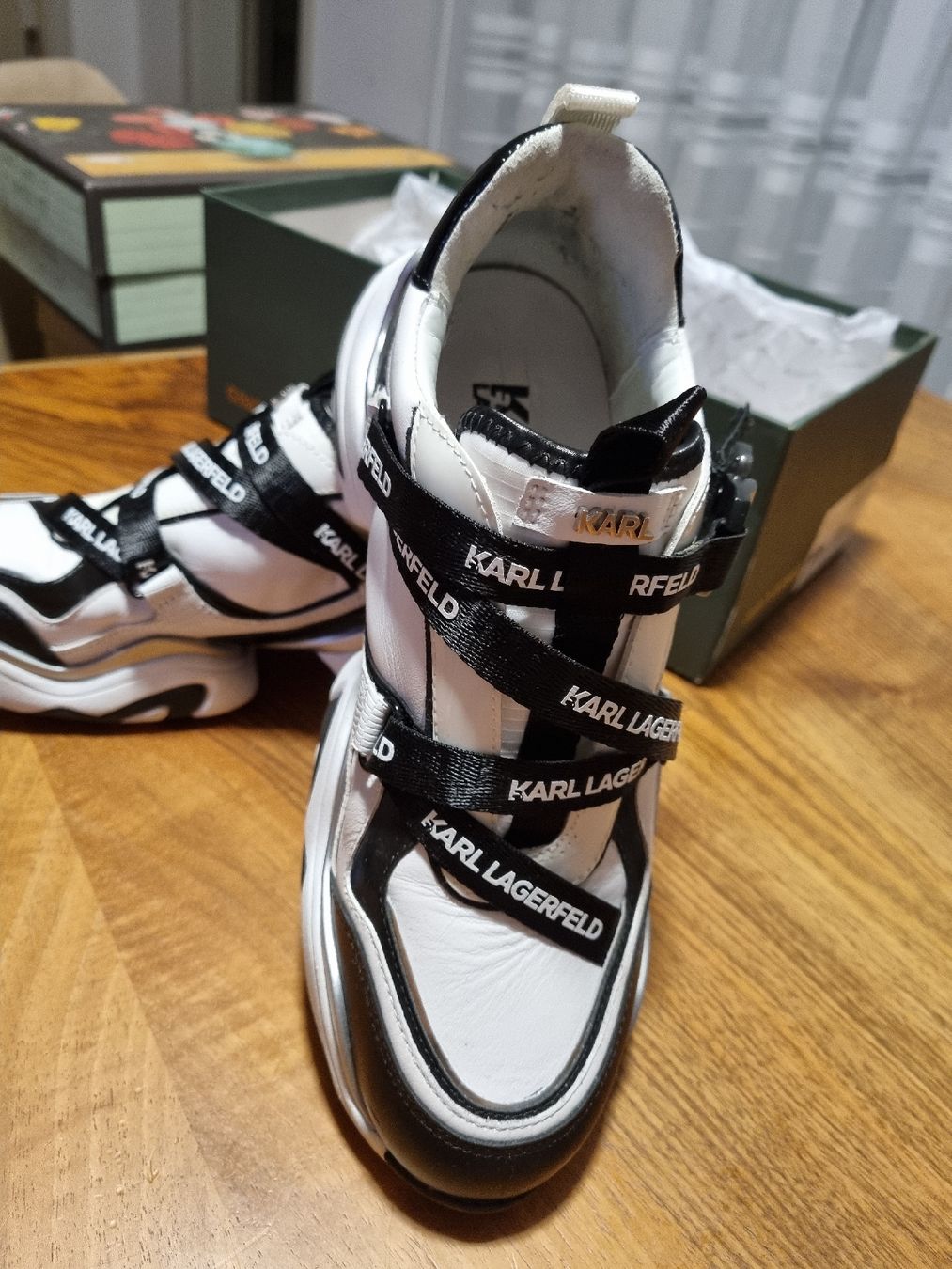 Damenschuhe: Karl Lagerfeld Snaker – Gebraucht aus Hochdorf von Isa.9944 4