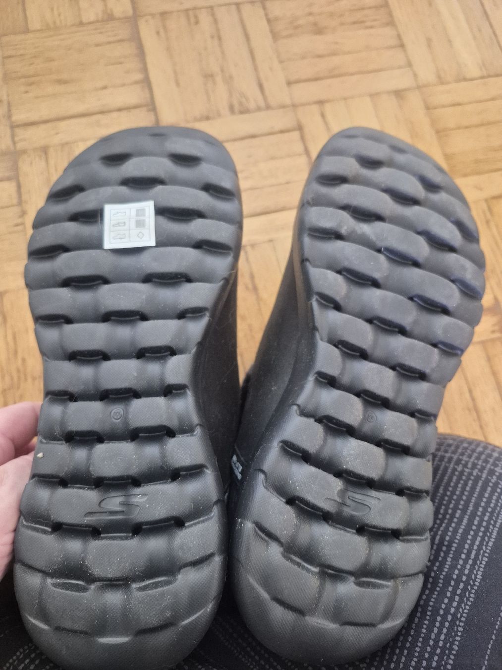 Skechers Damenschuhe: Sketchers Slip ins – Gebraucht aus Bern von san_kcw5 3