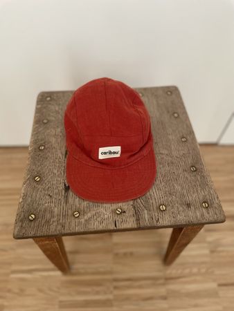 Caribou Wende-Cap Regenbogen – Grösse XL (6–12 Jahre)