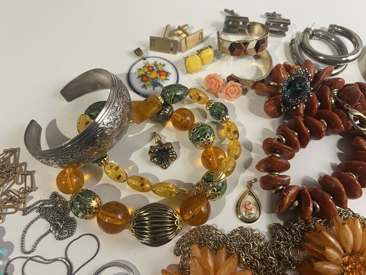 Sonstiger Schmuck: Lot de bijoux anciens  – Gebraucht aus St-Pierre-Clages von ste_xk6p 2