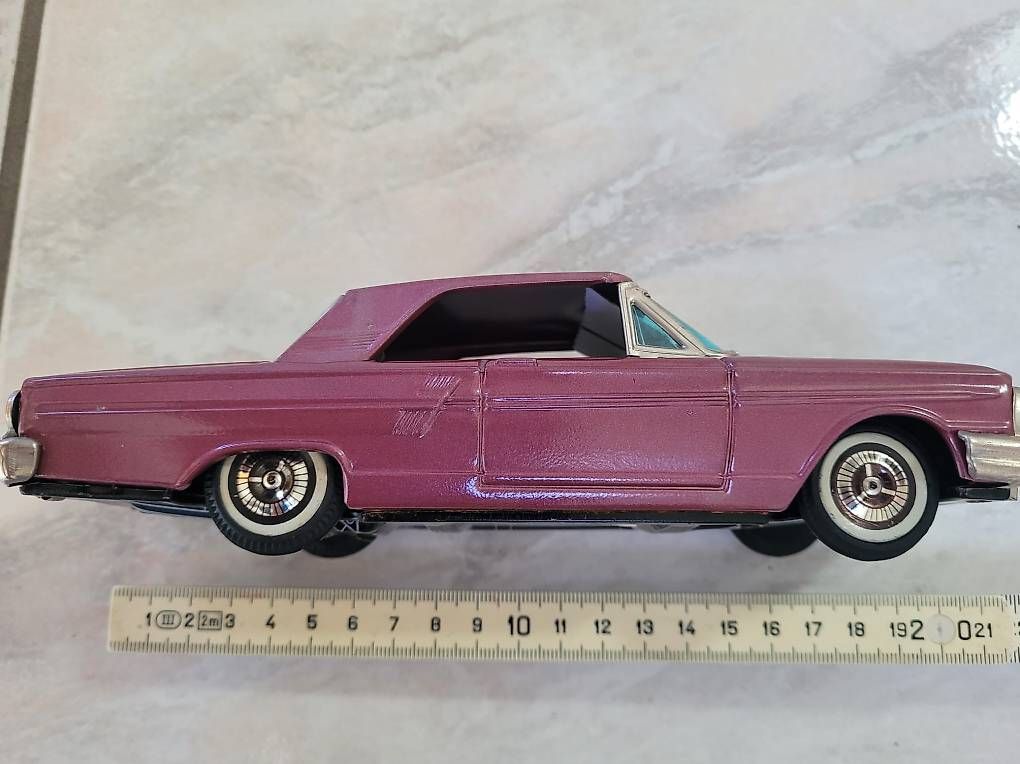Modellini d'auto: Auto in latta  – Usato da Agarone venduto da creativa1963 2