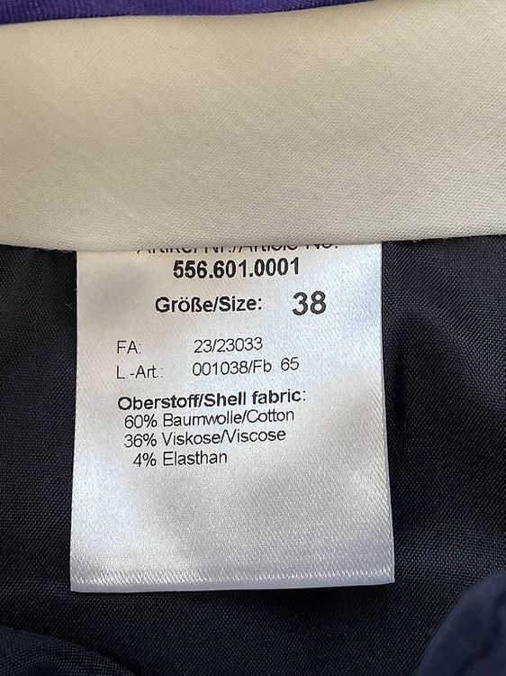 Completi & Tailleur: Navyboot Anzug Blazer mit Hose Gr. 36/38 – Usato da Ehrendingen venduto da Bretzelchen 4