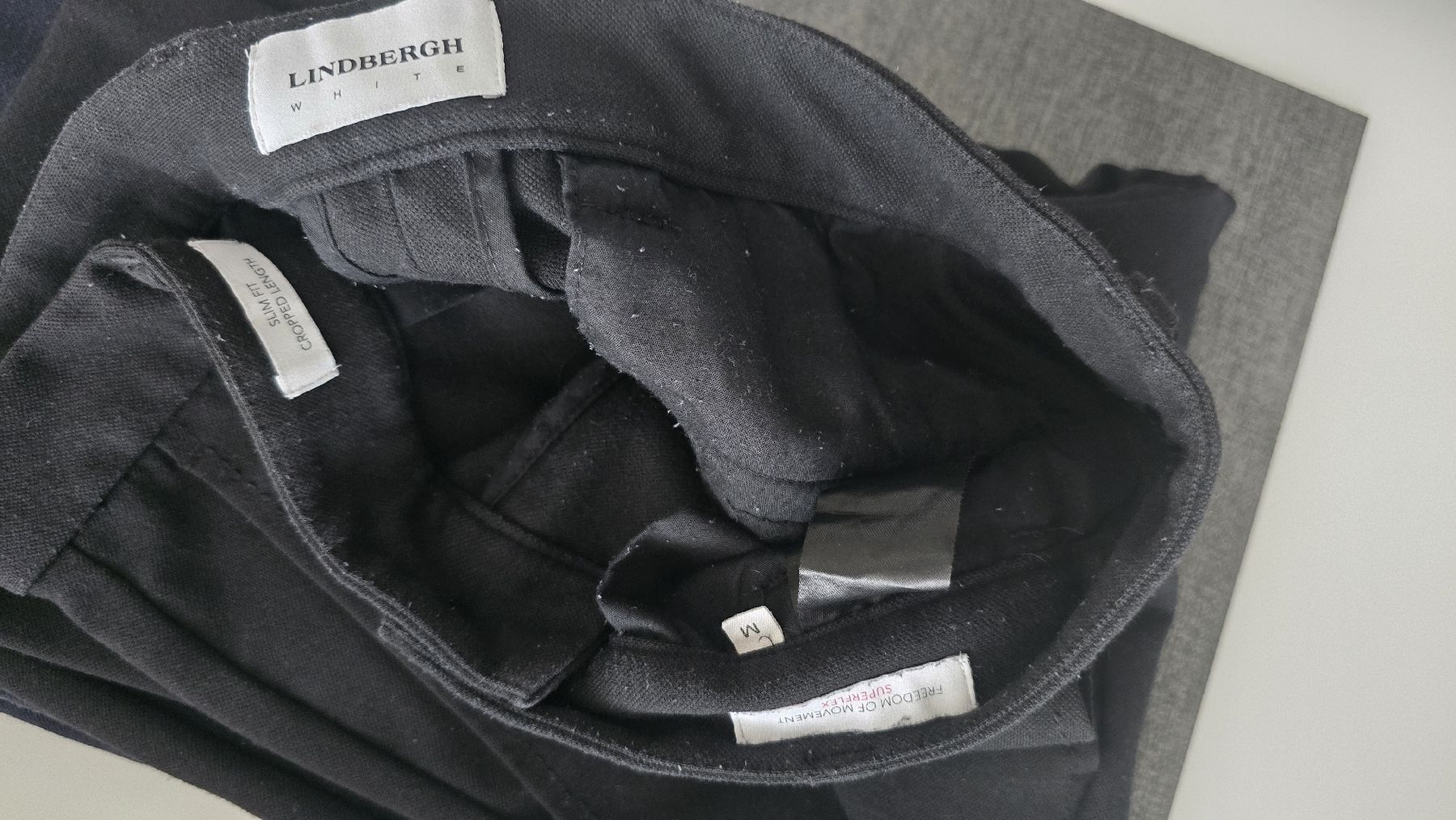 Pantaloni: 2 pantalons homme  – Usato da Düdingen venduto da Ayatola 1