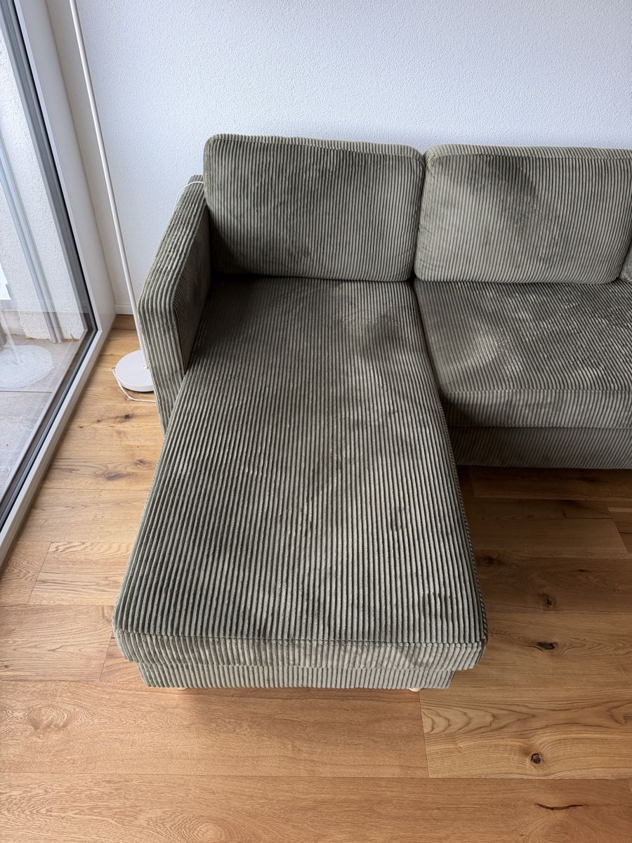 Divani: Gemütliches Ecksofa mit Rillenmuster - Top Zustand! – Usato da St. Gallen venduto da ass_5mtp 2