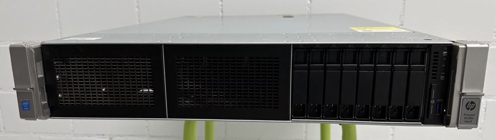 Serveur HP DL380 G9 Reconditionné - 2x CPU E5-2680 V4, 32 Go RAM, Pas De Disque