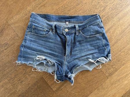 LEVI Strauss Kurze Jeans Shorts Hose Gr. 30