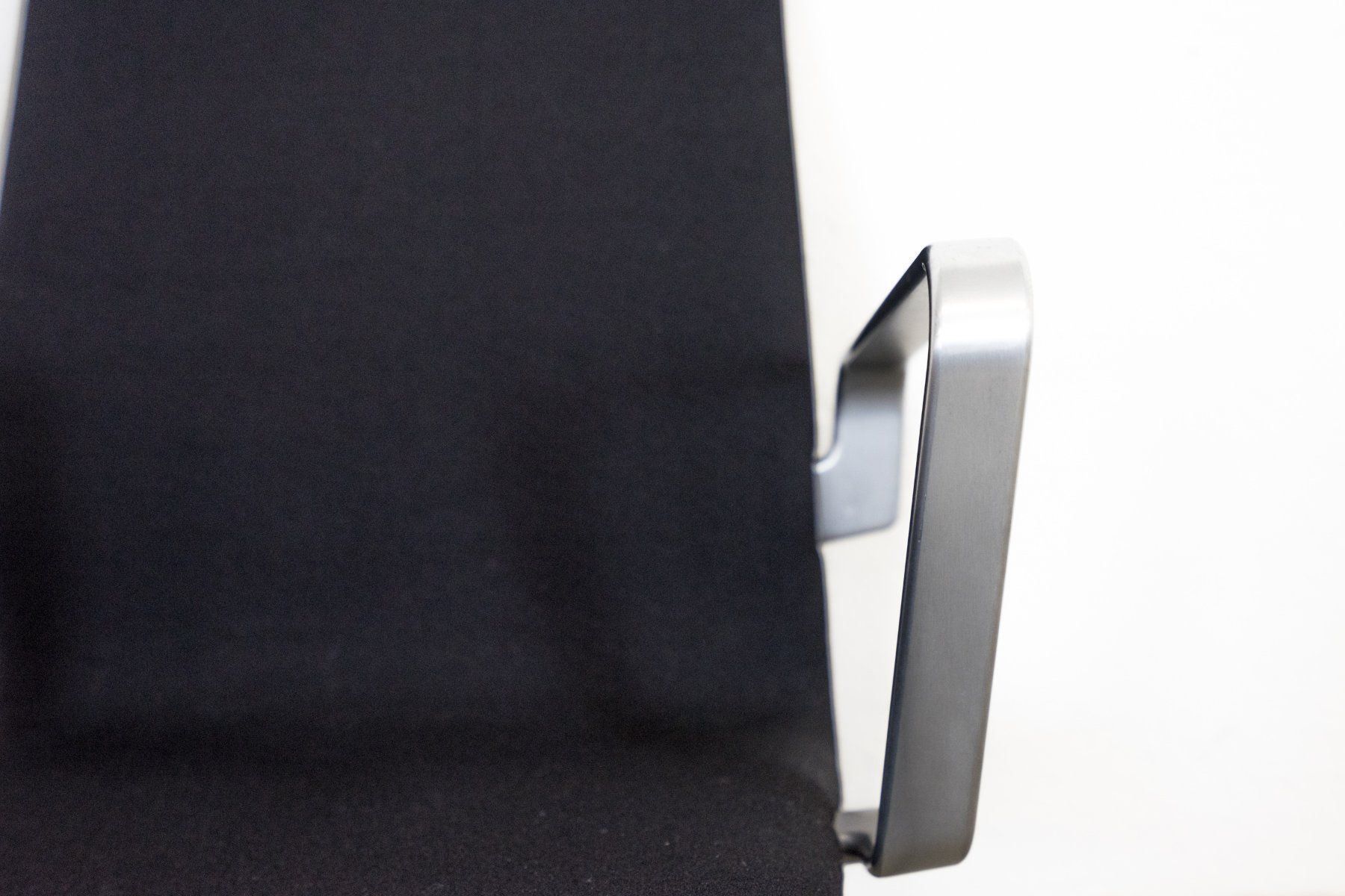 Poltrone: Fritz Hansen Oxford Chair Designersessel – Usato da Schaffhausen venduto da Studio-Ara 5