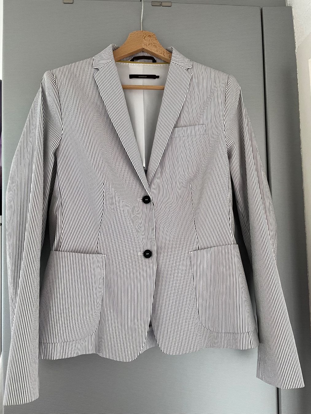 Windsor Jacken: Windsor - Blazer Damen (Gr. 40) – Gebraucht aus Zürich von Raetselbiene