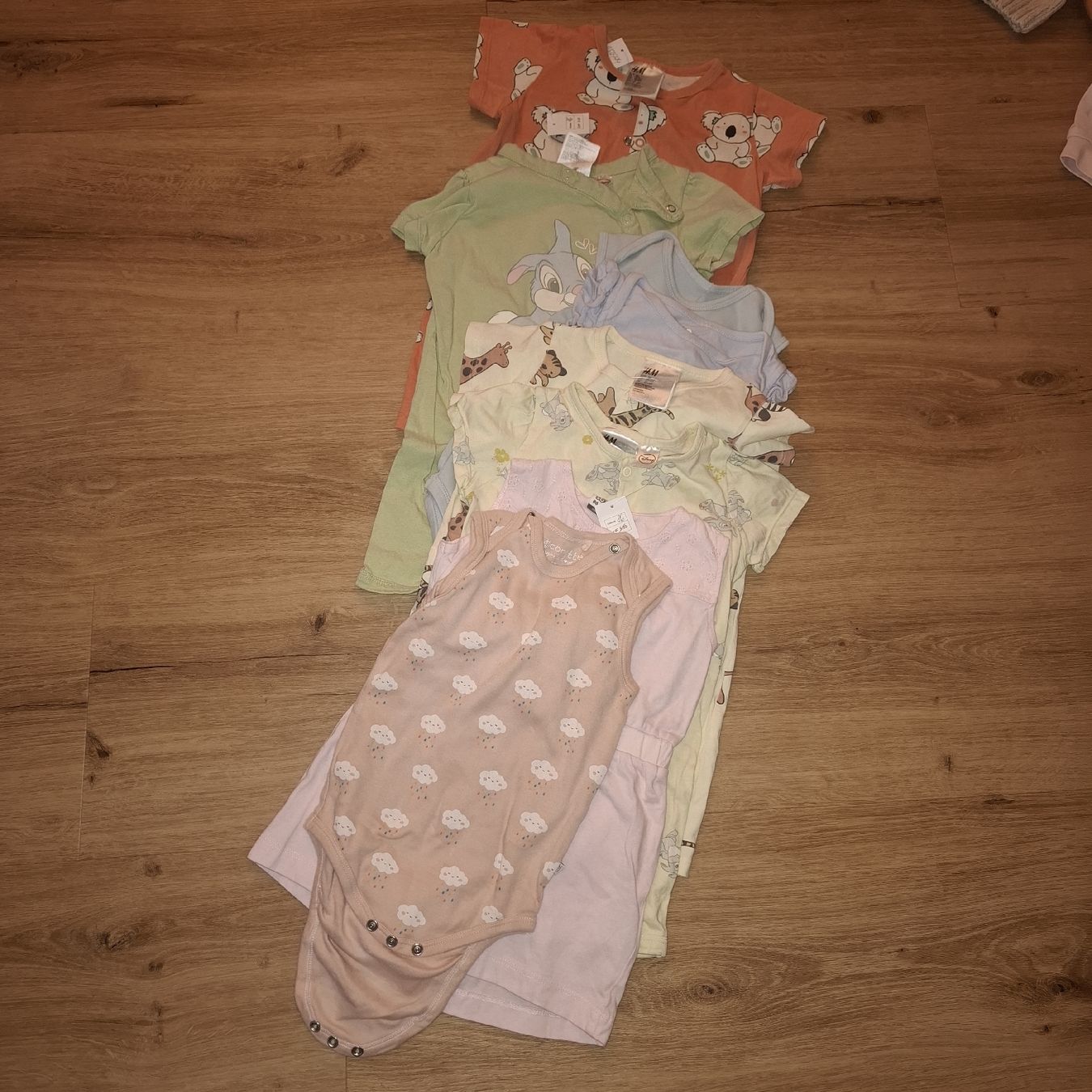Lotti & Set di vestiti: Kleiderpaket Mädchen Grösse 86 – Usato da Bülach venduto da JAYA379 5