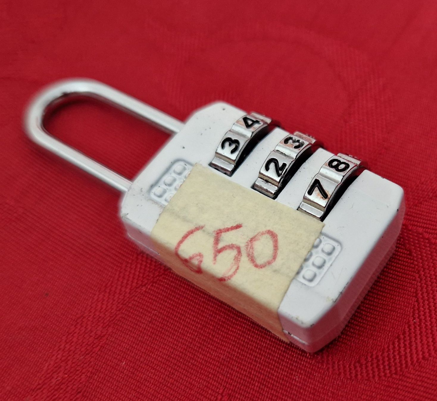 Cadenas: Koffer Reise Zahlenschloss – D'occasion à Zürich par sirstians000 2