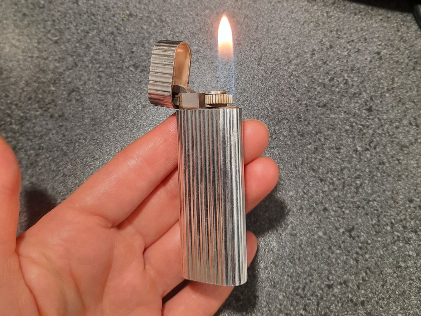 Cartier Accendini: Briquet Cartier argent – Usato da Chêne-Bourg venduto da pec_ph8n