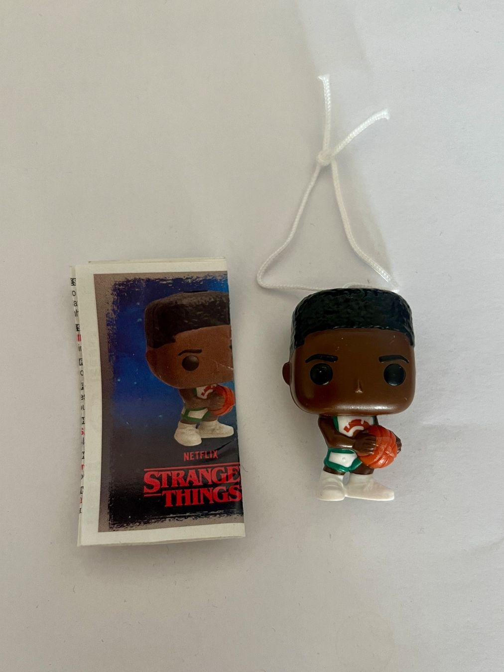 Funko Statuette: Stranger Things Kinder Joy Lucas – Nuovo (secondo la descrizione) da Bern venduto da Apollosieben
