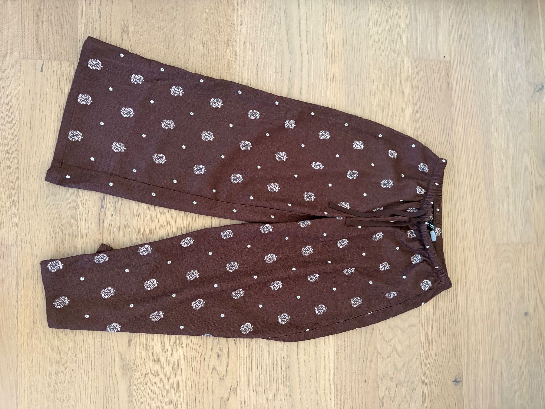 H&M Pantalons: Stoffhosen – D'occasion à Wangen b. Olten par oli_f9b8