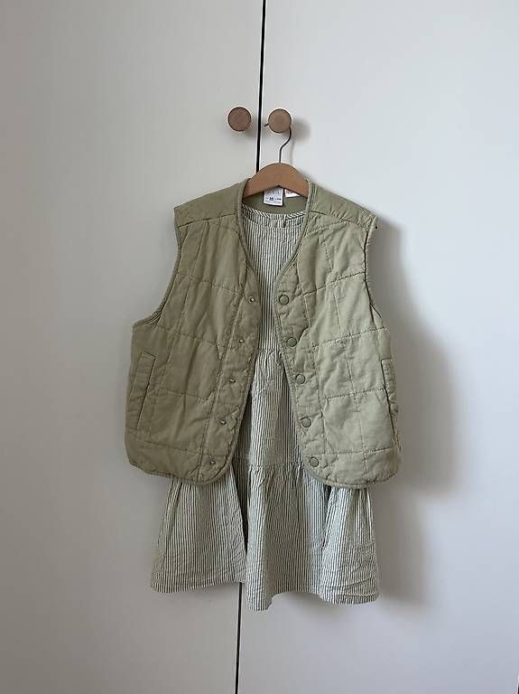 Vestiti & Gonne: Wheat Kleid Gr. 116, hellgrün gestreift neu! – Usato da Wetzikon ZH venduto da AnnukiMucha