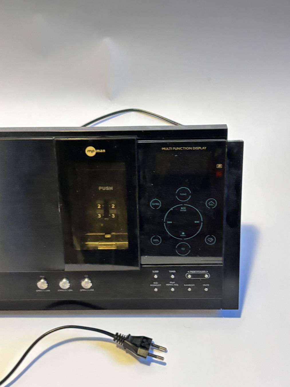 Radio: iPod Radio Ladestation mit CD Player – Usato da Widnau venduto da Puch-Garage 1