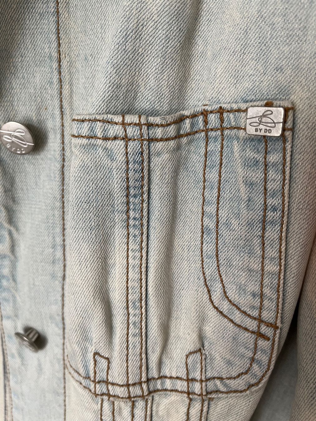 Jacken: Denim Jacke Gr 42/44 – Gebraucht aus Uetikon am See von erz13 7