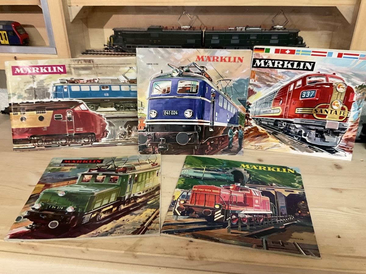 Märklin Trains électriques: Märklin Kataloge  – D'occasion à Wald ZH par Sbbemilio