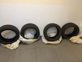 4 Nokian Winterreifen – 225/50 R18 99V