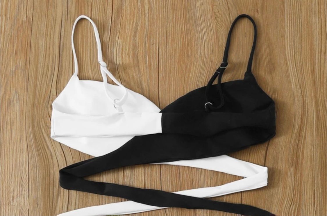 Costumi da bagno & Bikini: Bikini Oberteil schwarz/weiss Gr.S/M – Usato da Wädenswil venduto da JJ15 1