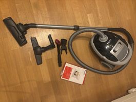 Staubsauger Mio-Star V-Cleaner 1200 Watt mit Zubehör