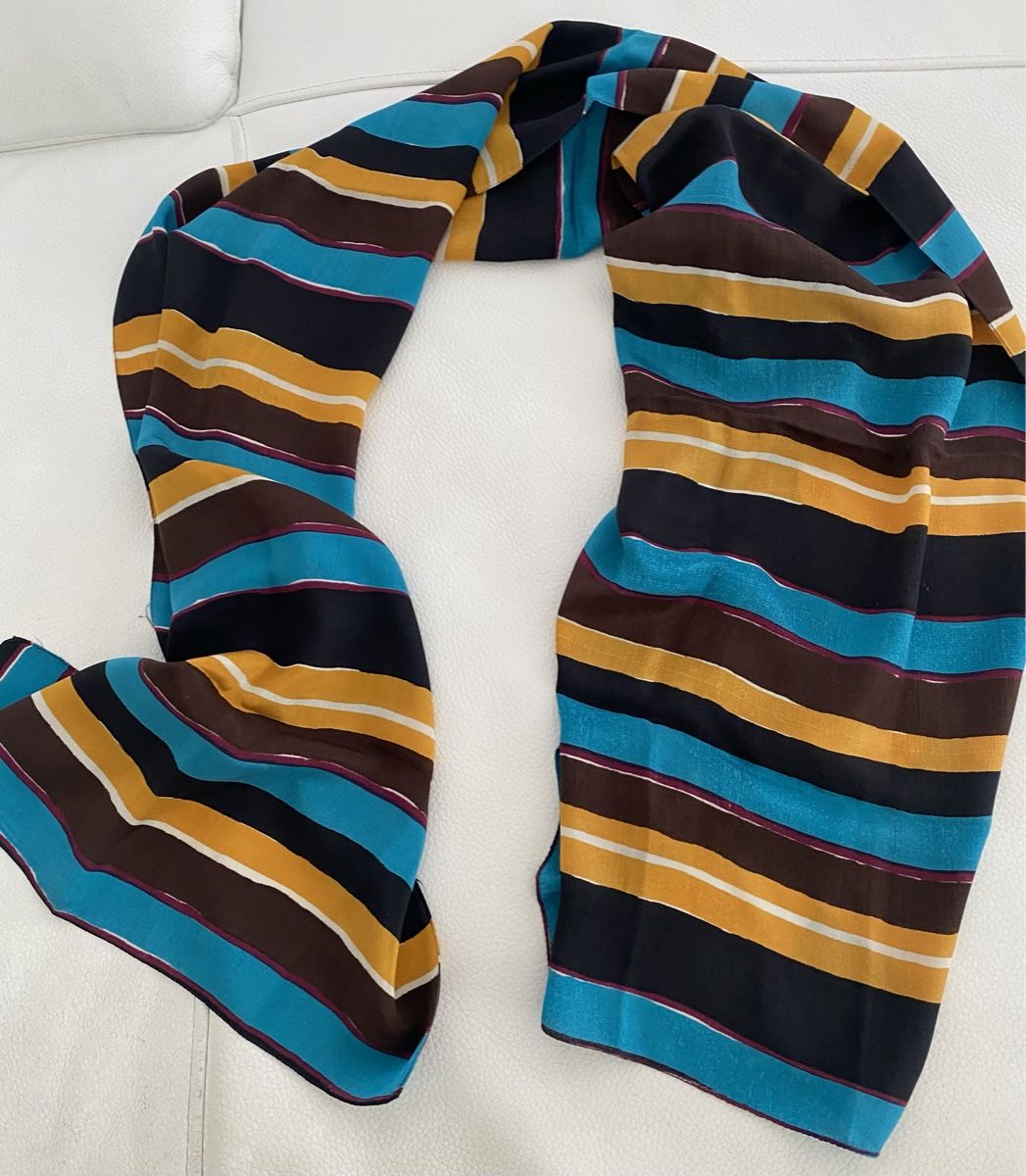Foulard & Sciarpe: Seiden Schal 🌸 – Usato da Opfikon venduto da Luis144