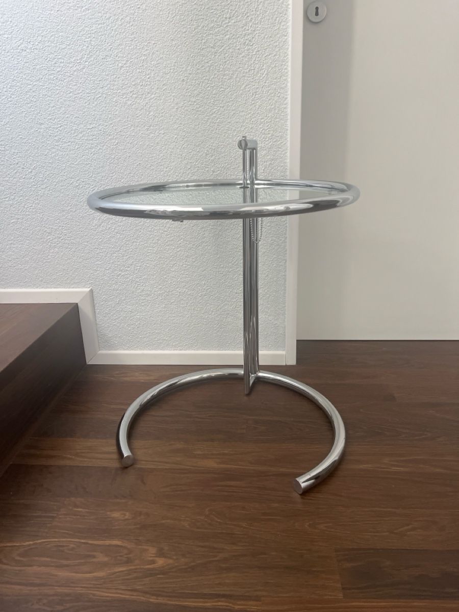 Tavoli: Designer-Beistelltisch – Nuovo (secondo la descrizione) da Männedorf venduto da cas_p66v