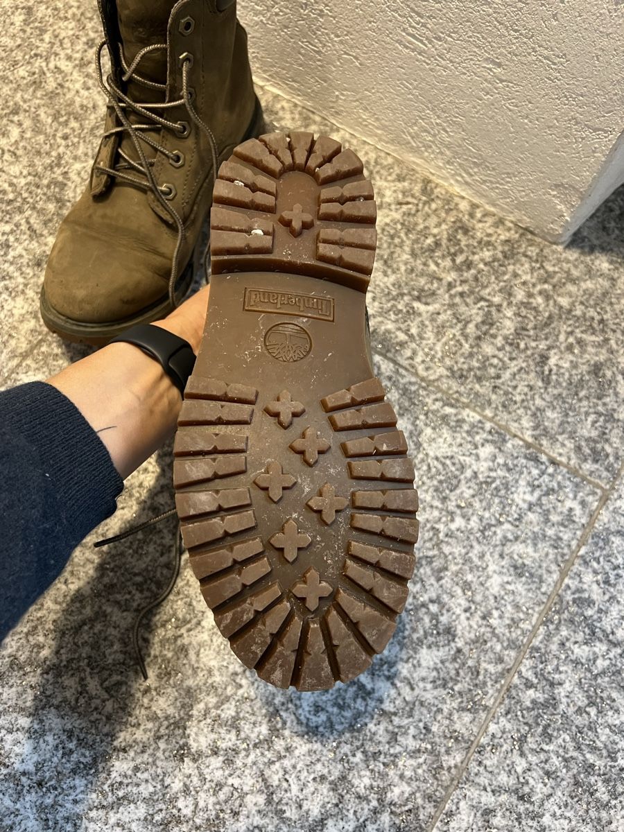 Timberland Scarpe da donna: Timberland boots 39 – Usato da Bellinzona venduto da Samirablank 3