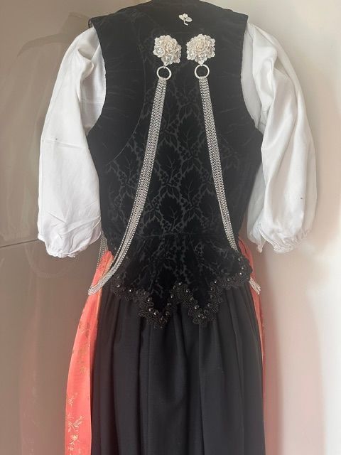 Kostüme: Tracht, Berner Tracht, Gr. 38 – Gebraucht aus Hindelbank von vey_t 2