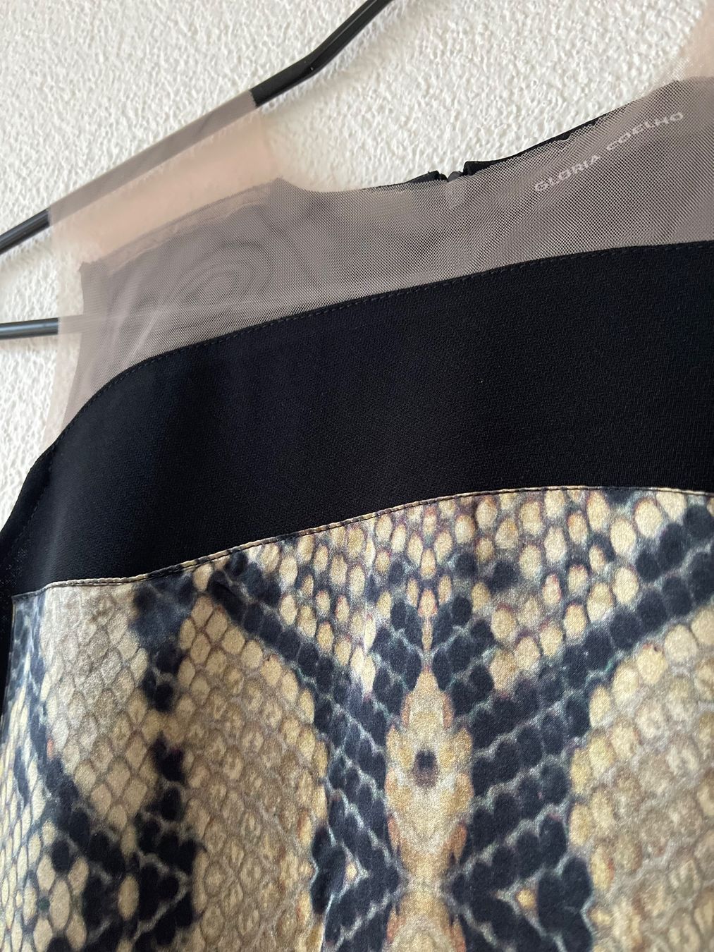 Ana Alcazar Vestiti: GLORIA COELHO M L /NP580CHF Kleid animal Python print – Nuovo (secondo la descrizione) da Kölliken venduto da Prscoo 2