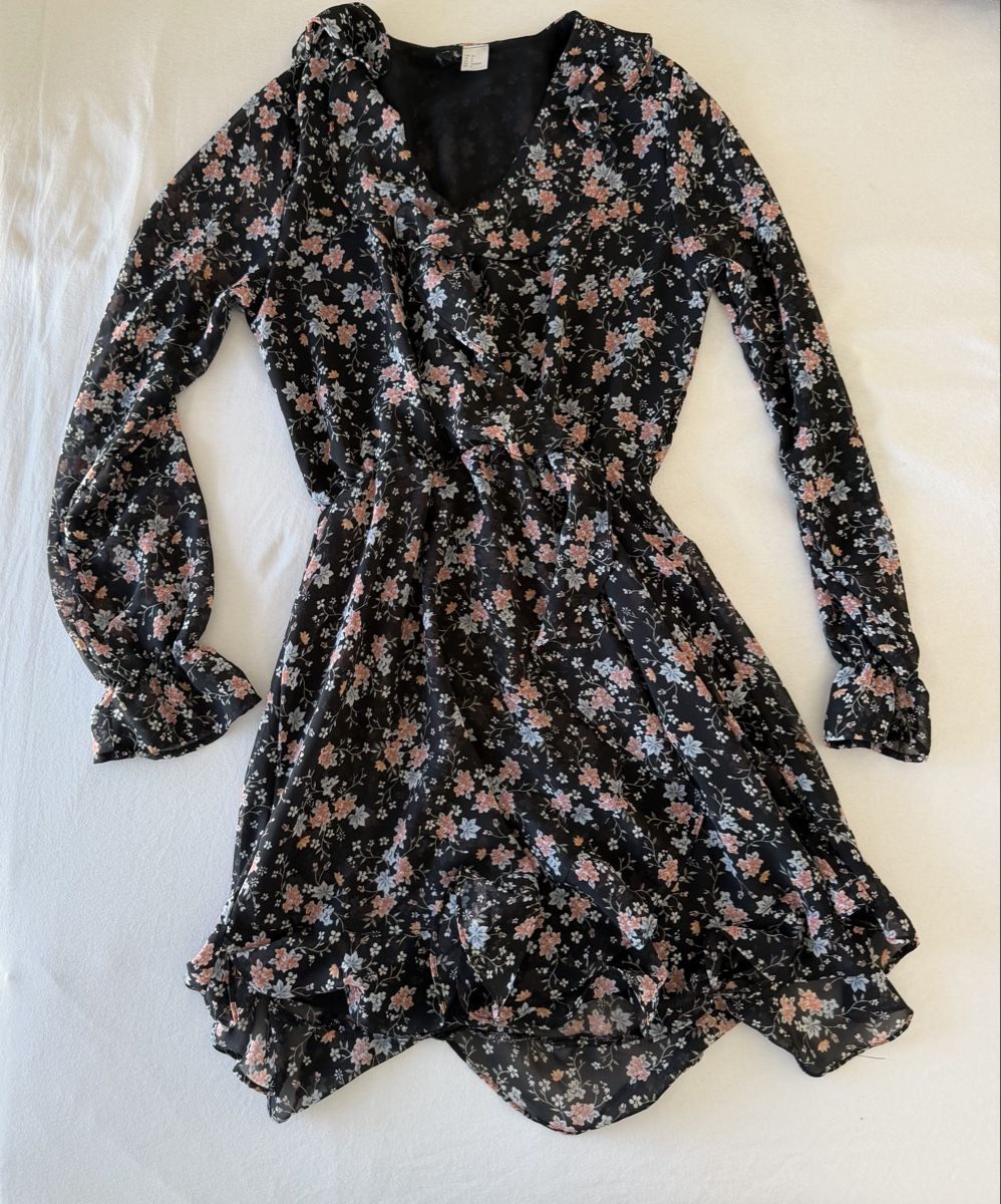 H&M Vestiti: Blumenkleid – Nuovo (secondo la descrizione) da Triesen venduto da kon_kkm8