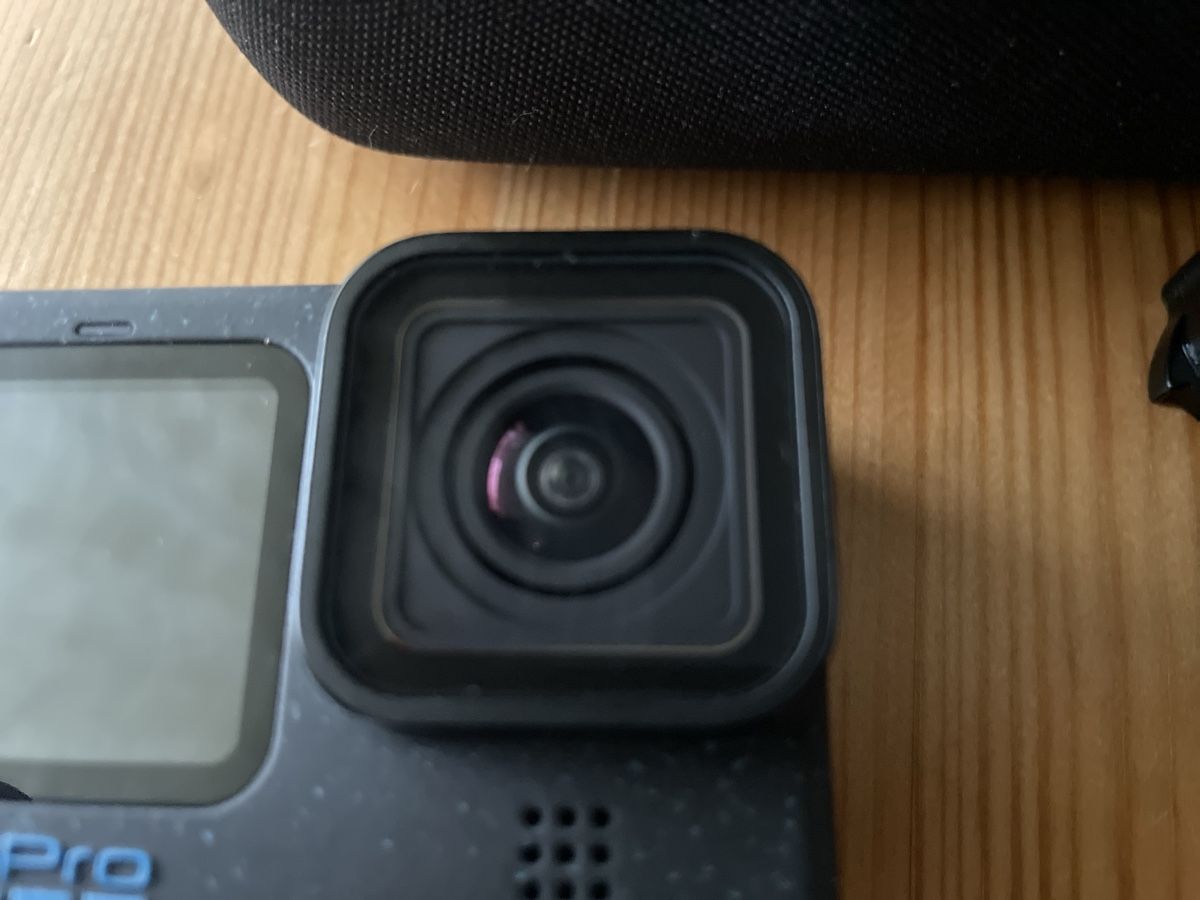 Gopro Action Cam: GoPro HERO12 Black Bundle + 2 Batteries + Accessories + Case – Neuf (Voir description) à Thalwil par jai_ypl7 3