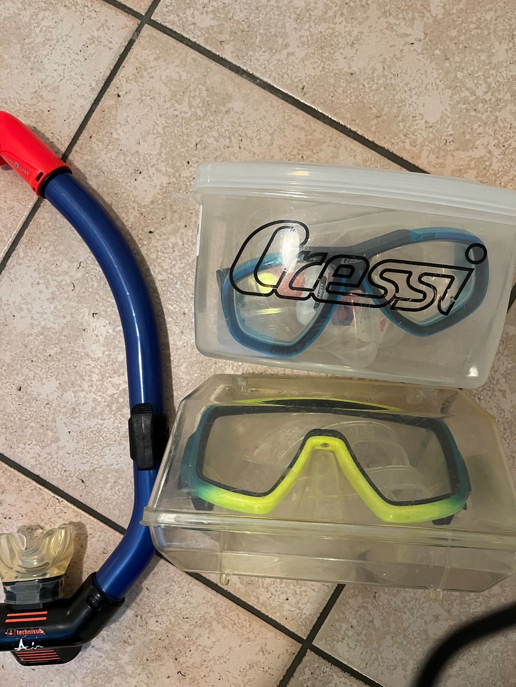Cressi Mute per immersioni: Masque de plongée Cressi focus et tuba – Usato da Bretigny-Morrens venduto da sop_z8yr 2