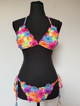 Bikini mit Rüschen