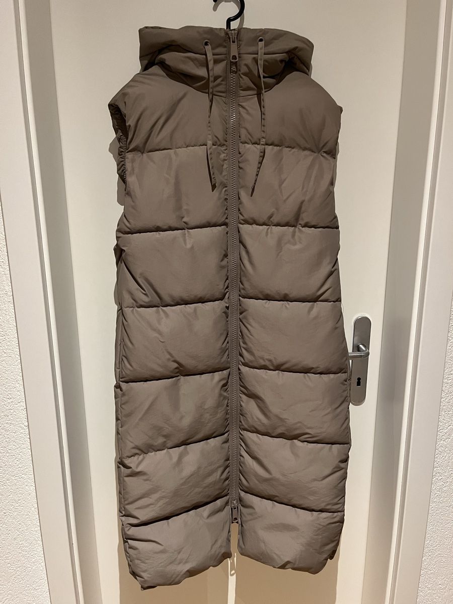 H&M Gilet & Giacche senza maniche: Warme Steppweste Damen Gr. XS – Usato da Lenzburg venduto da AlessiaA.