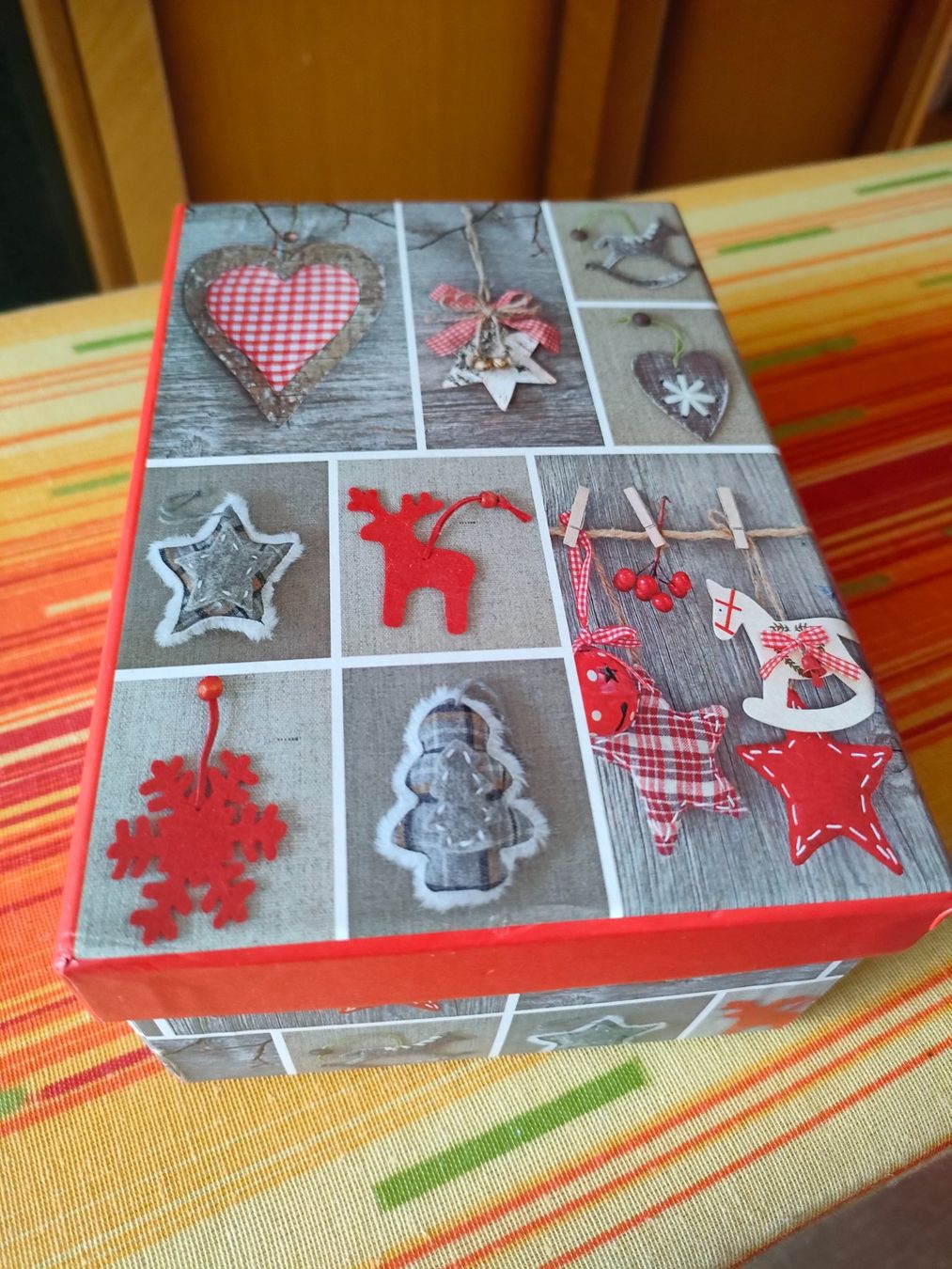 Casse di trasporto: Weihnachten Kartonbox - Schachtel – Usato da Muri AG venduto da Mupuputs