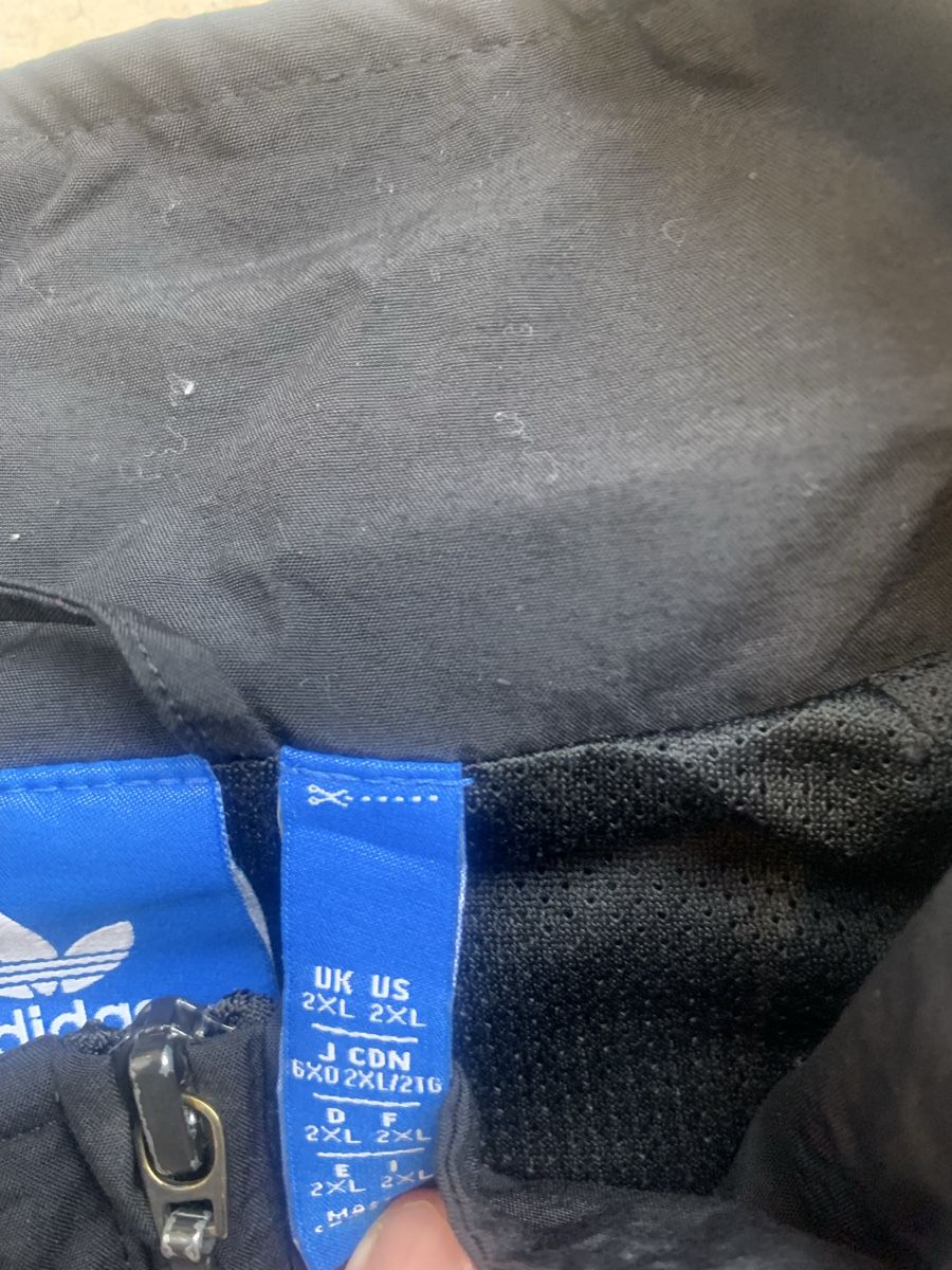 Adidas Giacche: Original Adidas Jacke, Size XXL – Usato da Münchenstein venduto da Alpinevintage 1