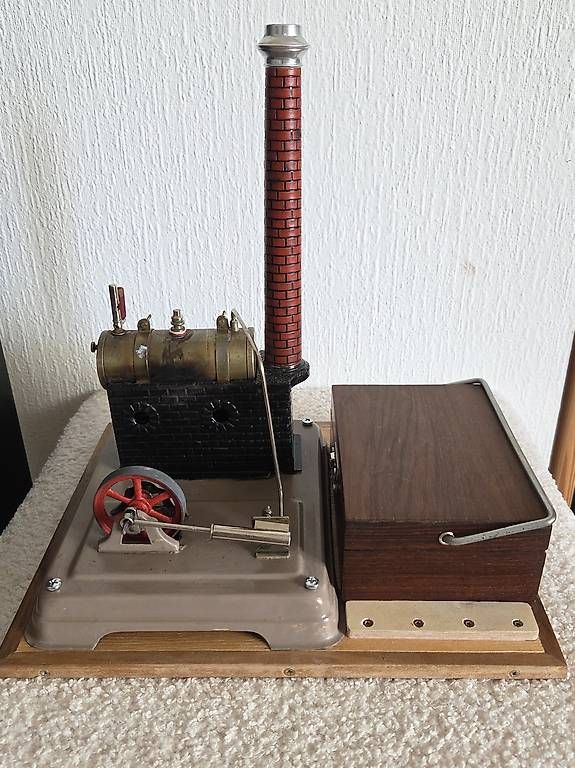 Modellbausätze & Standmodelle: Machine à vapeur – Gebraucht aus Lausanne von Filip_ 2