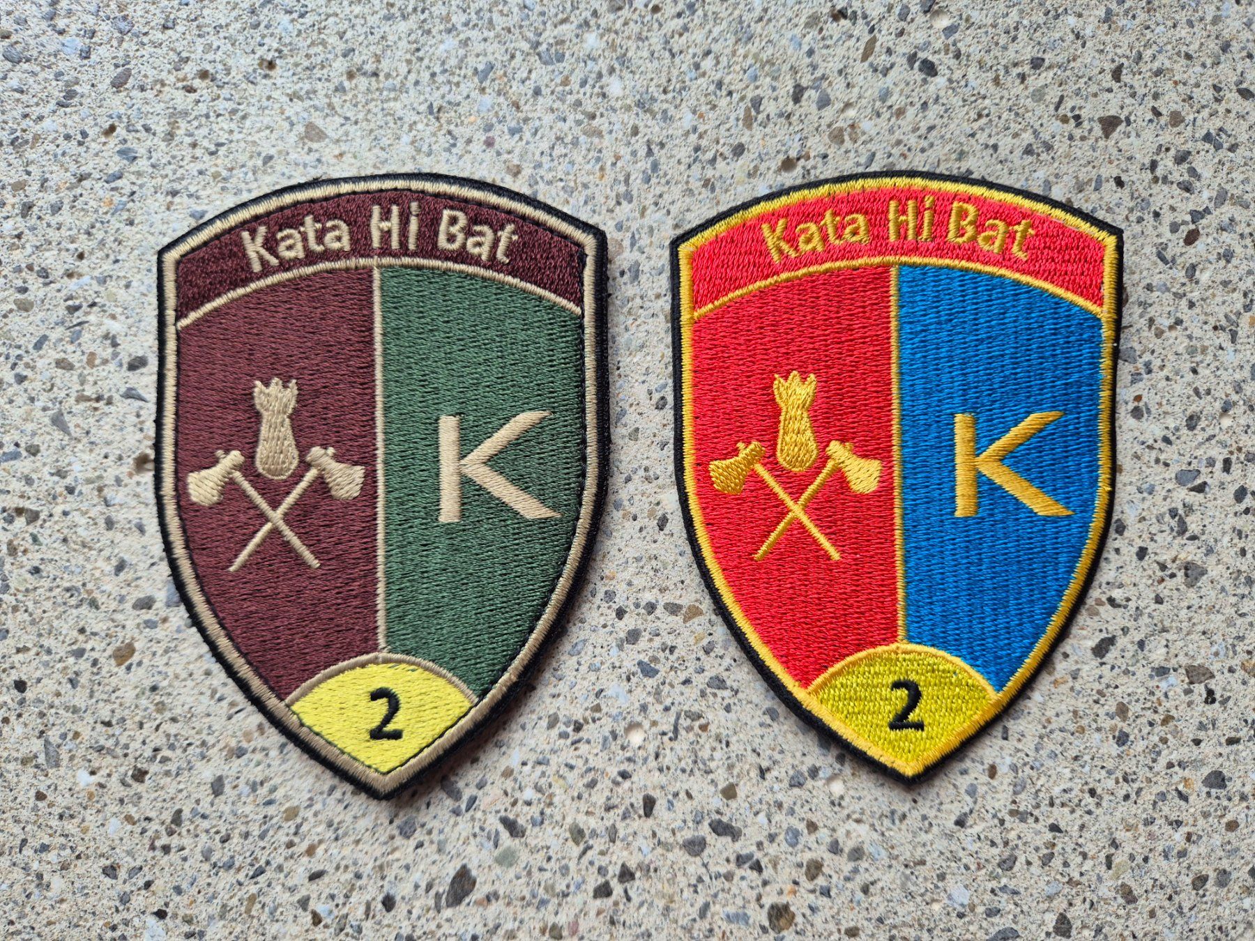 Schweizer Armee Placchette & Badge: *** Badge Set Kata HI Bat 2 *** – Nuovo (secondo la descrizione) da Riedholz venduto da fr_sIruP